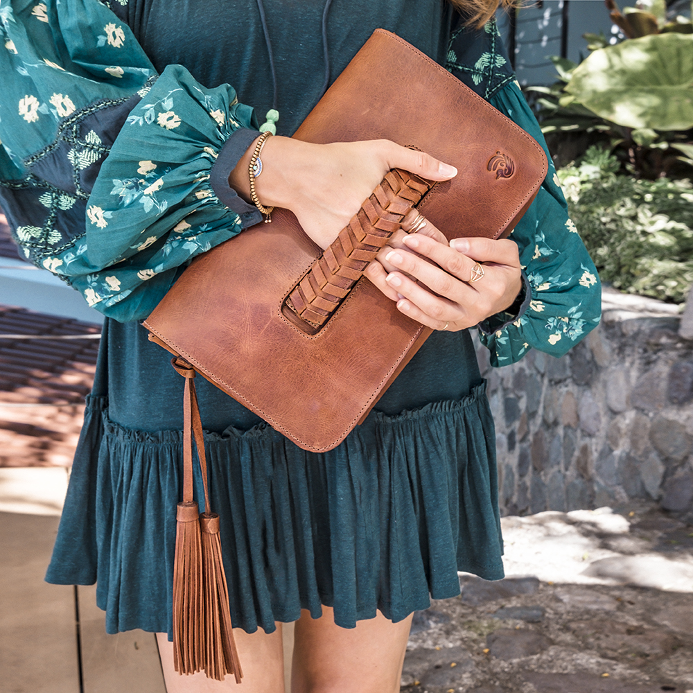 Leather Fold-Over Fringe Clutch Bag Tan