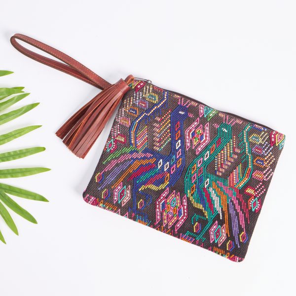 Caya Clutch Medium #0185